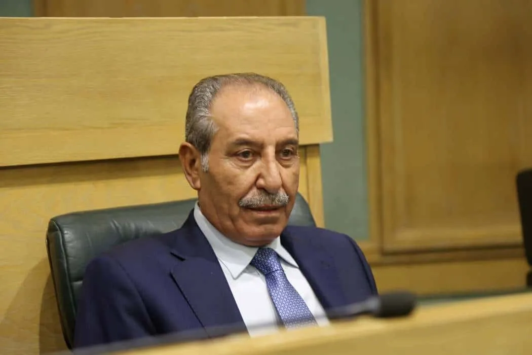 الصقور يرد على أمين عام الميثاق: أمثّل إرادة 15 ألف ناخب ولا أحتاج شهادة تمثيل من أحد