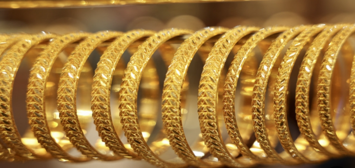 ارتفاع أسعار الذهب في السوق المحلي  ..  وغرام 21 بـ 80.1 دينارًا