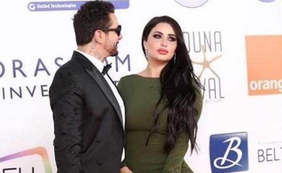 الفيشاوي يحذر جمهوره من التواصل مع زوجته