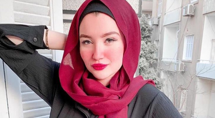 بالصور   ..  أول ظهور لـ حنين حسام داخل السجن