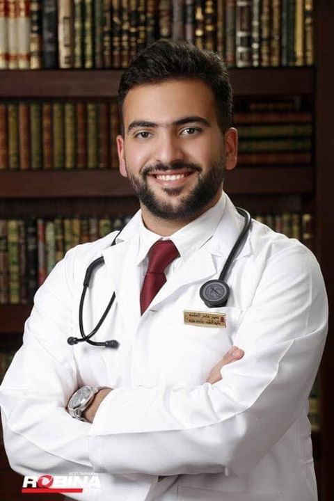 الدكتور نمير الهلسة مبارك التخرج