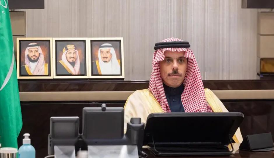 وزير الخارجية السعودي: نؤكد على ضرورة حل النزاعات بالوسائل السلمية