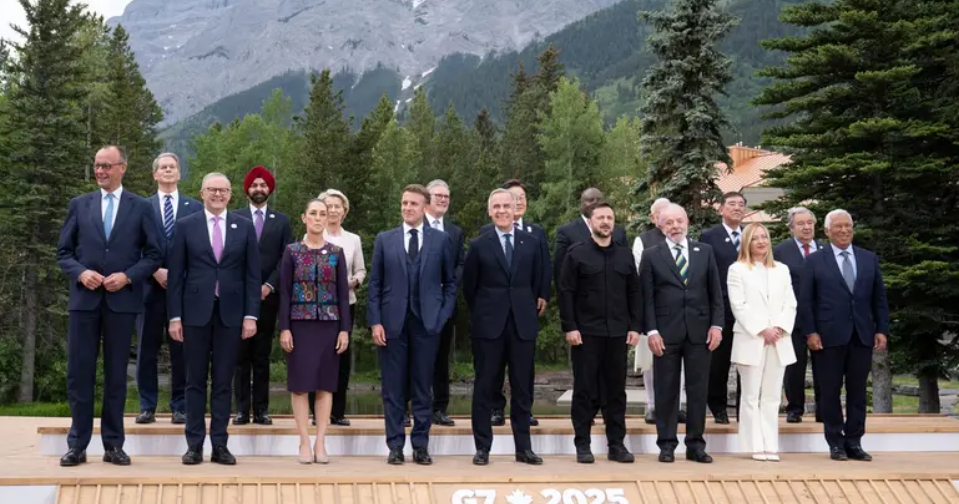 ترحيب تجاري بحكم المحكمة العليا الأميركية بشأن الرسوم ..  وتحديات مستمرة للشركات