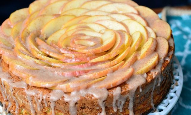 طريقة عمل كيكة وردة التفاح