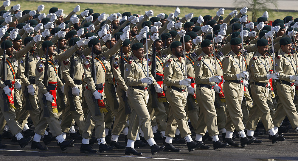 كيف أصبح الجيش الباكستاني شديد الثراء بينما الشعب لا يجد قوت يومه؟