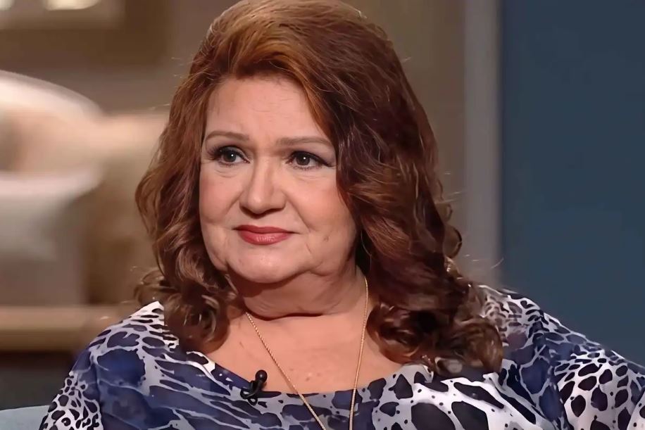 تفاصيل حالة ميمي جمال الصحية بعد سقوطها وإصابتها  