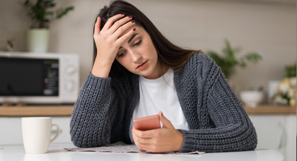 تزوجت رغماً عن والدي فساءت علاقتي بعائلتي، فكيف أصلحها؟