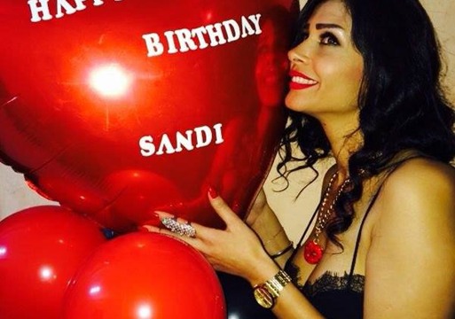 بالصور : ساندي التونسية تحتفل بعيد ميلادها وزواجها من الفنان اشرف مصيلحي