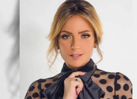 بالصور .. تصرف غريب من ريم البارودي في حفل زفاف صديقها ..  ماذا فعلت؟