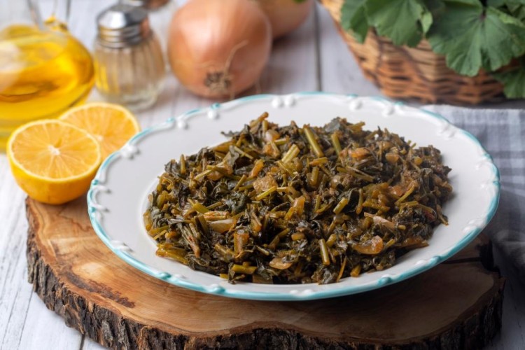 الخبيزة بالليمون