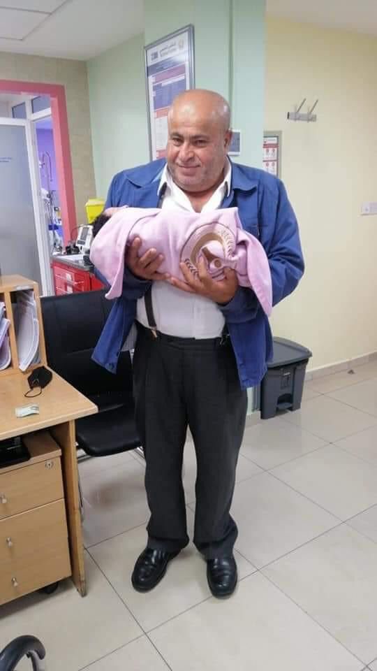 النائب خليل عطيه يرزق بثلاث حفيدات اسماهن (عبير) احياءا لذكرى زوجته المرحومه