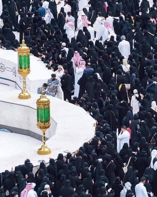 من هن مؤنسات الحرم ومتى يتواجدن فيه  ..  تعرف عليهن 