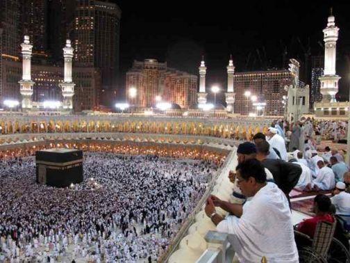 المتقاعدين العسكريين: 1250 دينار و"فيزا" لكل حاج من البعثة العسكرية