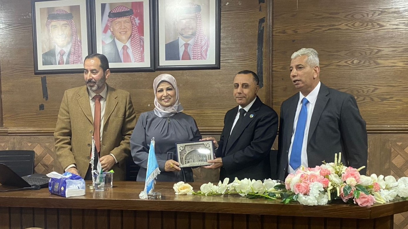 جامعة الزرقاء تنظم "أصبوحة شعرية"