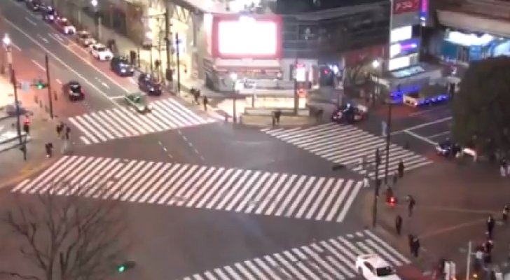 فيديو يرصد اللحظات الأولى لزلزال اليابان "المدمر"