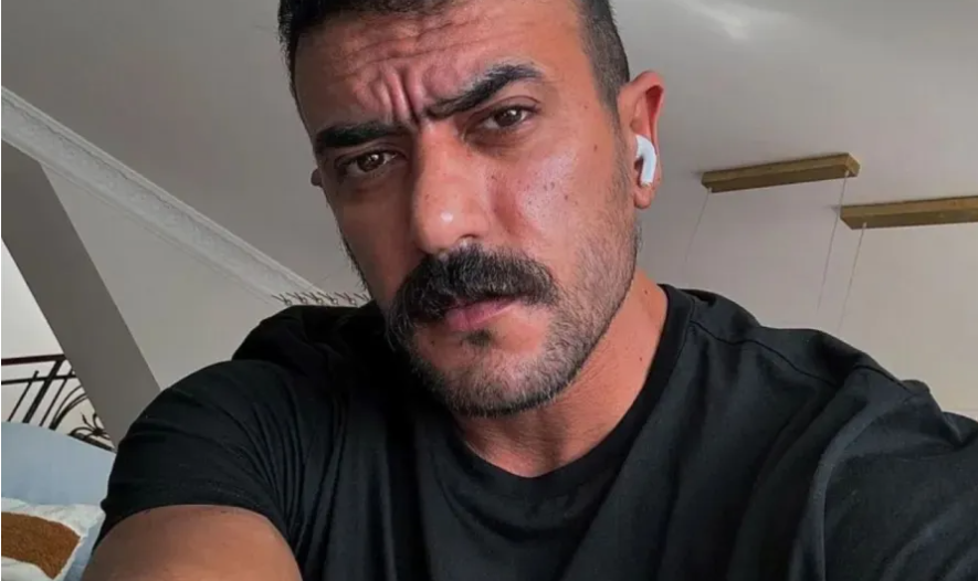 أحمد العوضي يتصدر الترند بـ لوك جديد ..  ودّع شاربه الشهير 