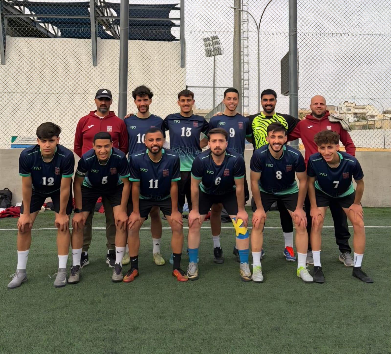 فريق جامعة البترا لكرة القدم يتصدر مجموعته في بطولة "القائد" بالعقبة