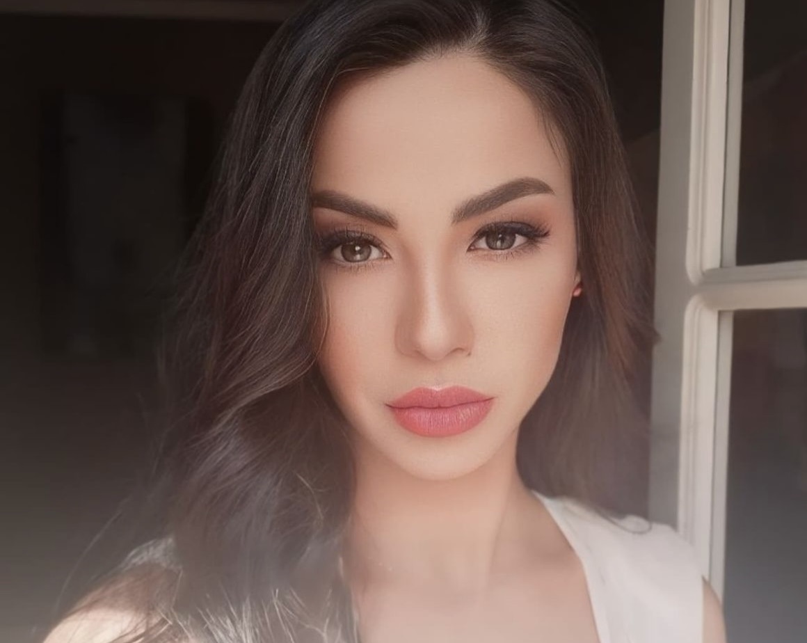 ظهرت في المسبح ..  ما جديد دوللي شاهين؟