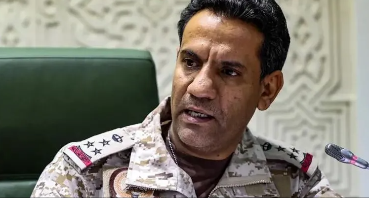 التحالف: استهداف مركز احتجاز بصعدة عارِ عن الصحة 