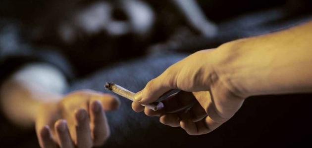 توصية بنشر ثقافة معالجة الإدمان على التبغ والكحول
