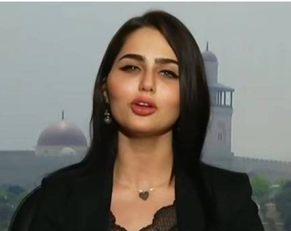 بالفيديو  ..  بعد مقتل زميلاتها وتهديدها بالقتل ..  ملكة جمال العراق تهرب وتكشف تفاصيل ما يحصل