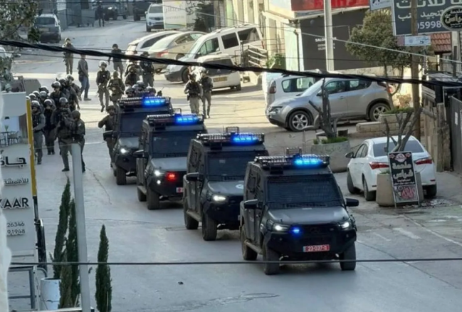 الاحتلال يشن عملية عسكرية واسعة شمال القدس