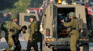 إصابة 3 فلسطينيين برصاص الاحتلال