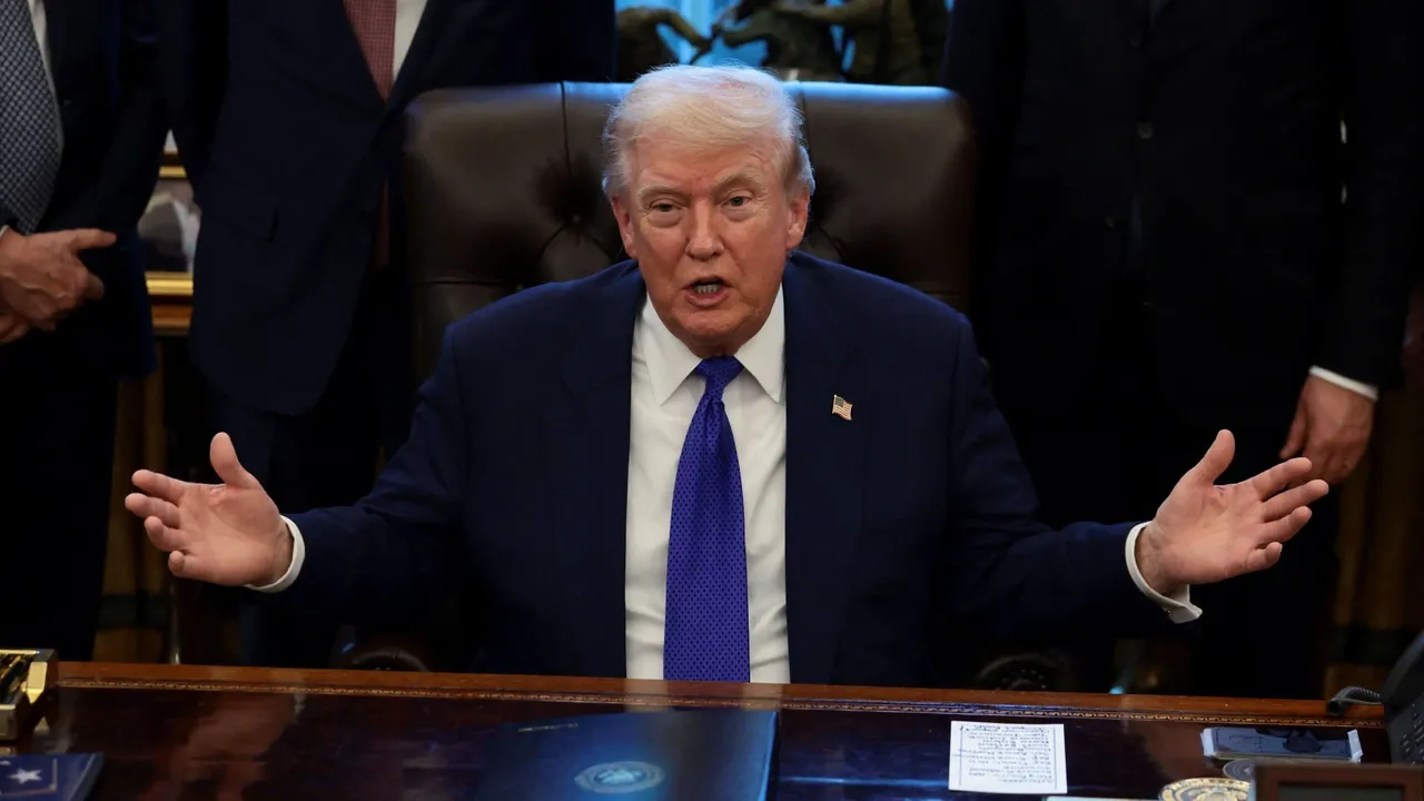 ترامب: إيران تتفاوض معنا ولا تريدنا أن نوجه ضربة لها