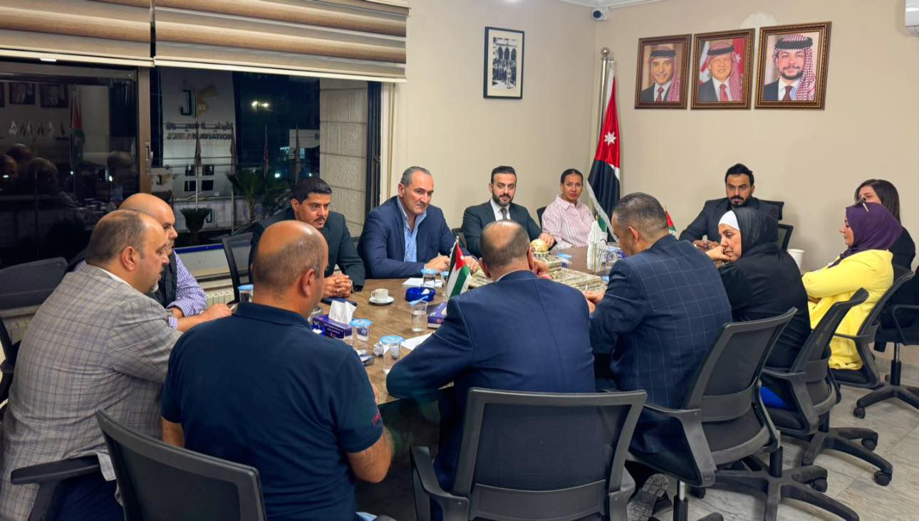 حزب الاتحاد الوطني الأردني يدرس ملفات القوانين الاستثمارية في ضوء الزيارات الملكية إلى اليابان وفيتنام وباكستان وإندونيسيا وسنغافورة