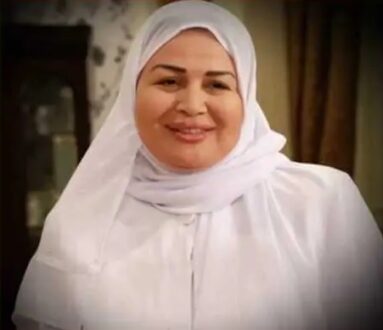 إلهام شاهين تثير الجدل بظهورها بالعباءة والحجاب 