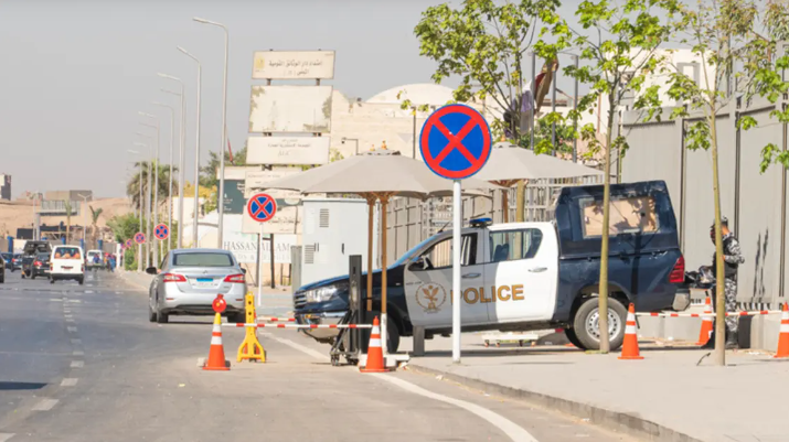 جريمة هزت مصر ..  خنقوا طفلا بملابس العيد وربطوه بحجر في الماء