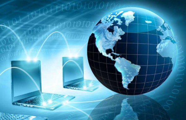 الإنترنت  ..  «العنكبوت» الذي غيّر وجه العالم