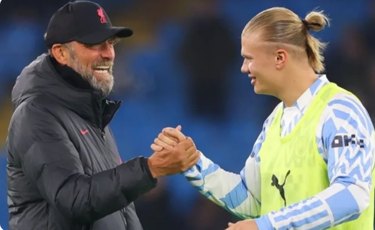 صفقة صادمة تجمع هالاند وكلوب في فريق واحد