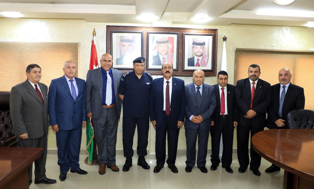 الحواتمة يؤكد على تنفيذ التوجيهات الملكية بدعم رفاق السلاح
