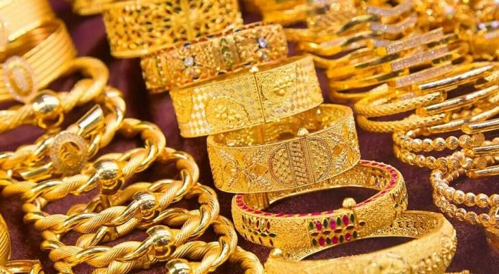 أسعار الذهب تحت الضغط  ..  تعرف على آخر تطورات سعر الذهب عالميا