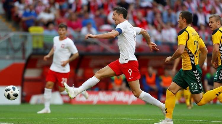 بولندا تقسو على ليتوانيا وديا