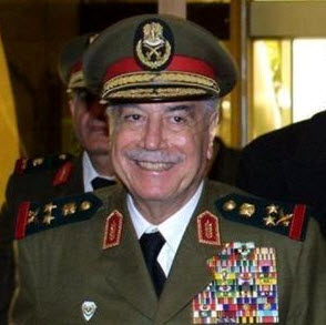 صحيفة: ترشيح طلاس لقيادة "جيش وطني سوري"