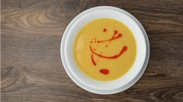 شوربة العدس ..  دفء الشتاء مع فوائد غذائية لا تُقدّر بثمن