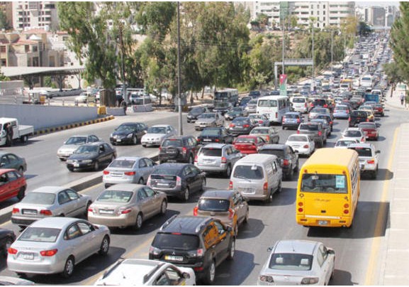 100 مركبة تتعطل يوميا على الجسور والأنفاق