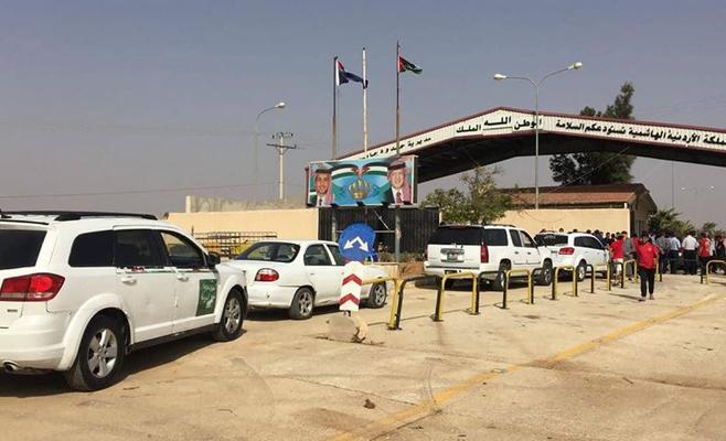  دفعة جديدة من اللاجئين السوريين تغادر الأردن