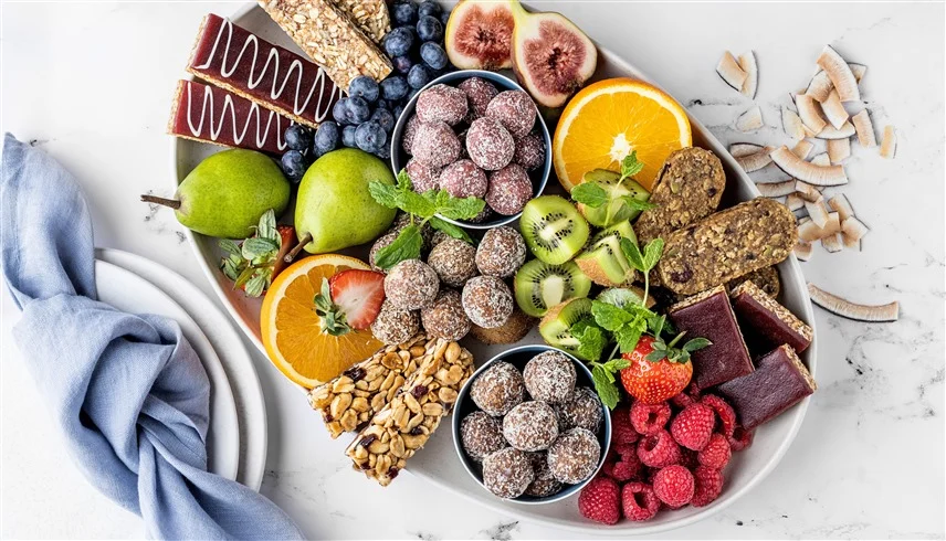 تناول "حفنتين" من هذه الوجبة الخفيفة يومياً يعزز الذاكرة في 4 أشهر فقط