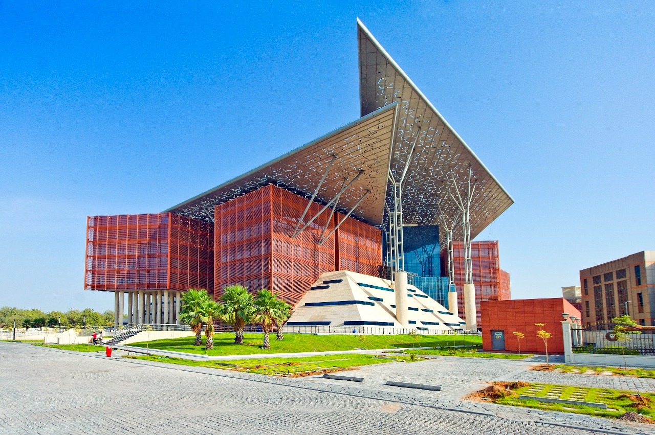 محاكمة مستأجر رفض تسليم شقة لمالكها