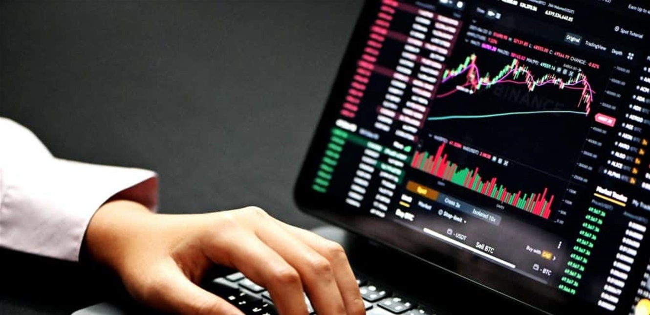 أفضل 3 خدمات توصيات تداول لعام 2025