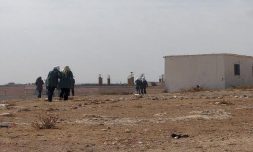 الفقر ينهش اطفال اسرة اردنية وفقر الحال يحول دون التحاقهم بالمدارس ..  فهل من مجيب؟!