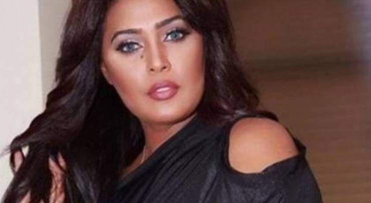 فنانة سعودية تهدد بالإنتحار ..  فما القصة؟
