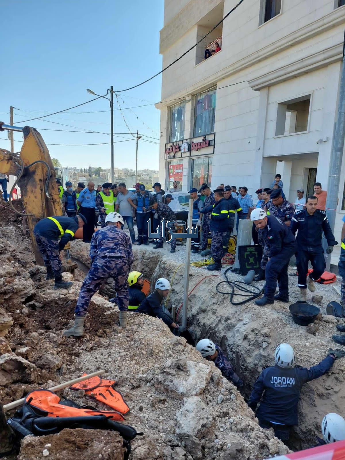وفاة شخص واصابة آخر بانهيار اتربة أثناء حفريات في منطقة الحصن بإربد