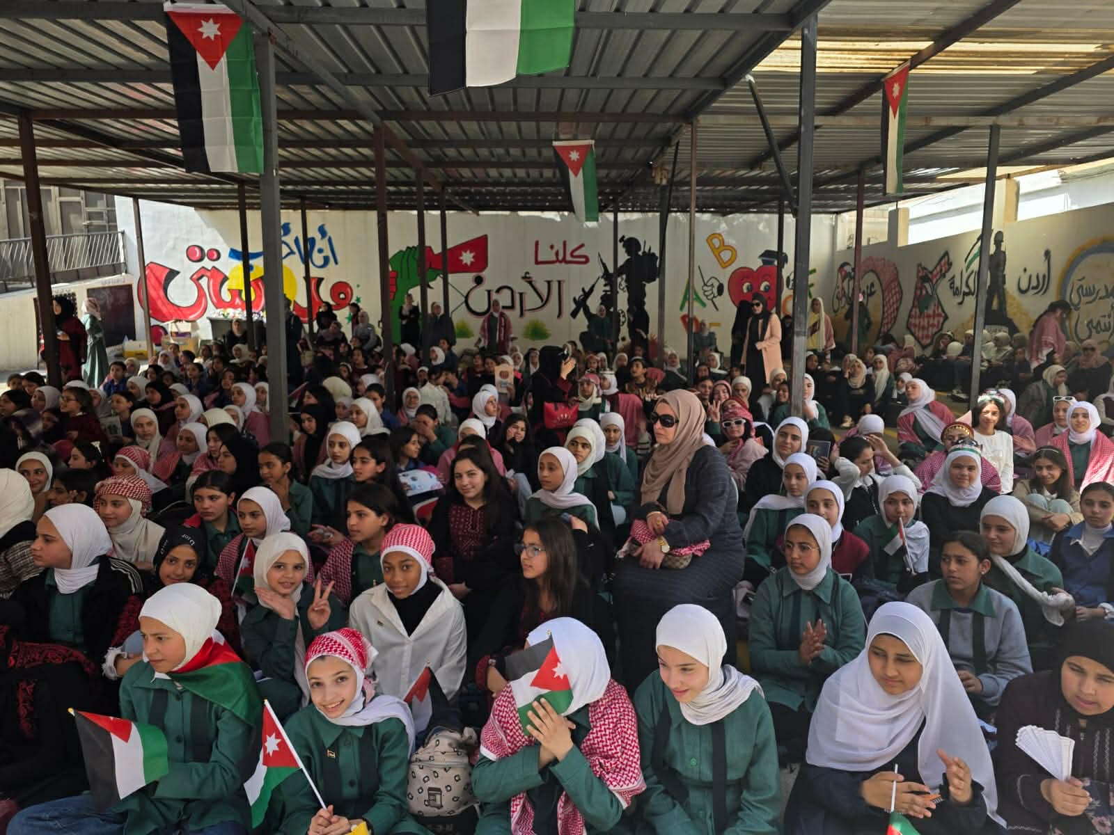 مدرسة صفية تحتفل بيوم العلم الأردني وسط أجواء وطنية مميزة