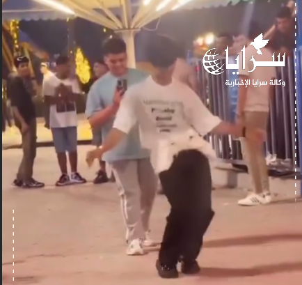 لأنه يرقص كالنساء ..  رجل أمن عراقي يطرد شابًا من احتفالات عيد الفطر في البصرة  ..  فيديو 