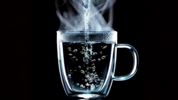 أيهما أفضل لصحة الإنسان الماء البارد أم الدافئ ؟