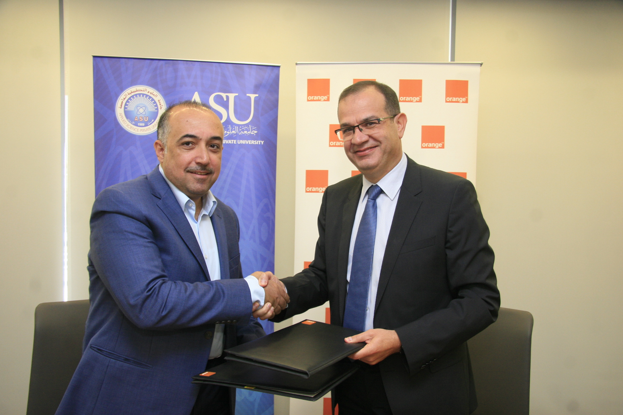 Orange الأردن توقع اتفاقية تقديم خدمات اتصالات حصرية مع جامعة العلوم التطبيقية
